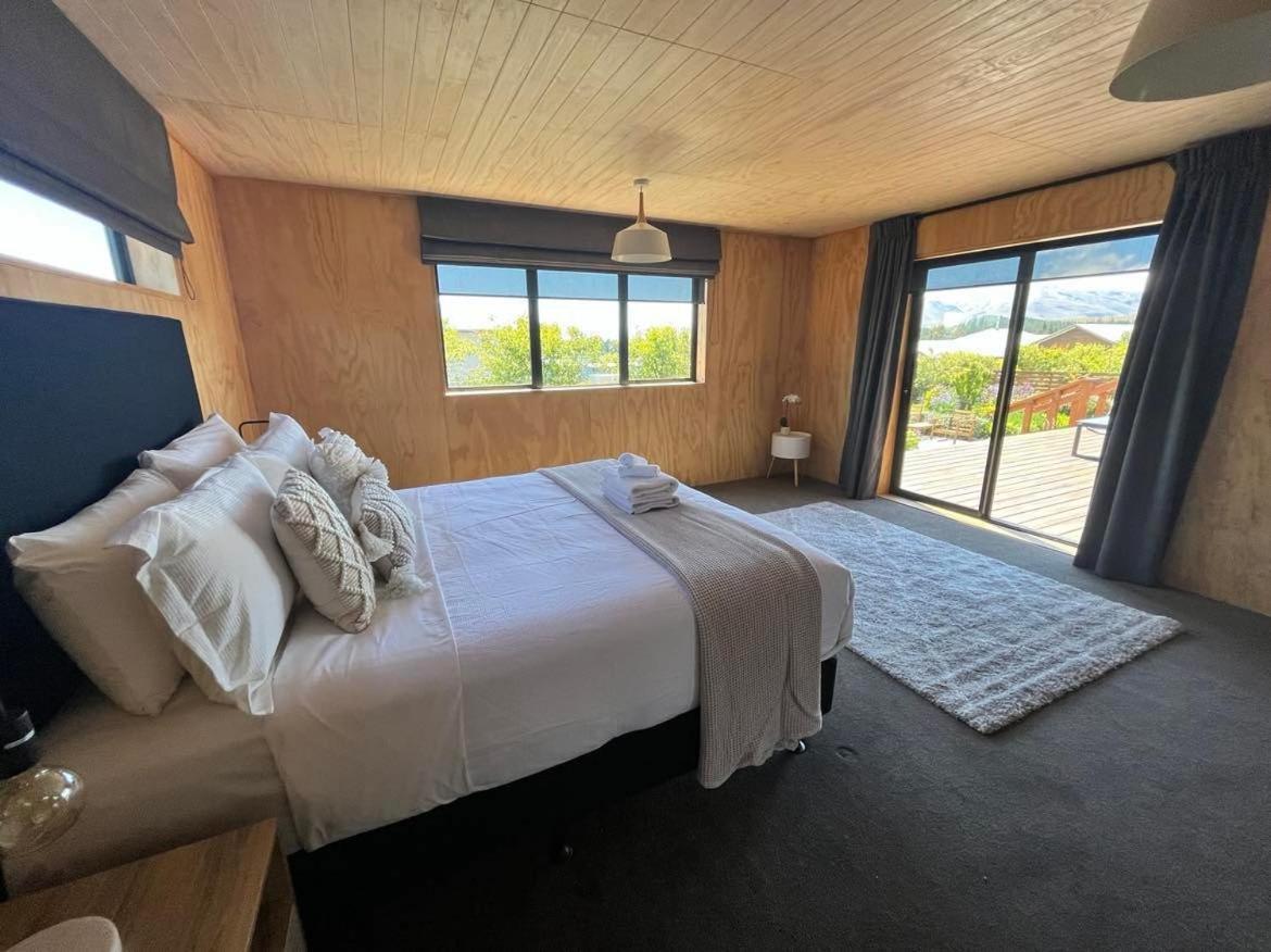 Wayfarers Lodge Lake Tekapo Exteriör bild