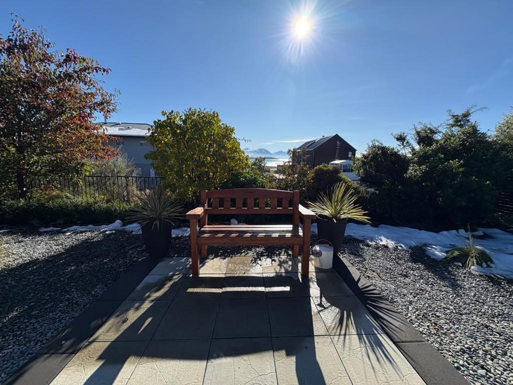 Wayfarers Lodge Lake Tekapo Exteriör bild